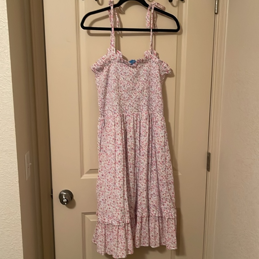 Smocked minin dress - Picture 2 of 3